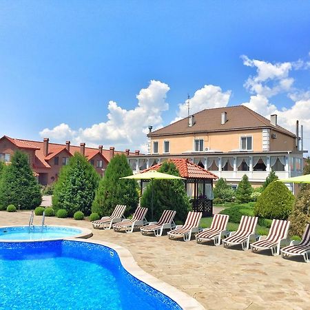 Veles Hotel Fontanka Esterno foto
