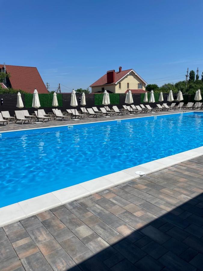 Veles Hotel Fontanka Esterno foto